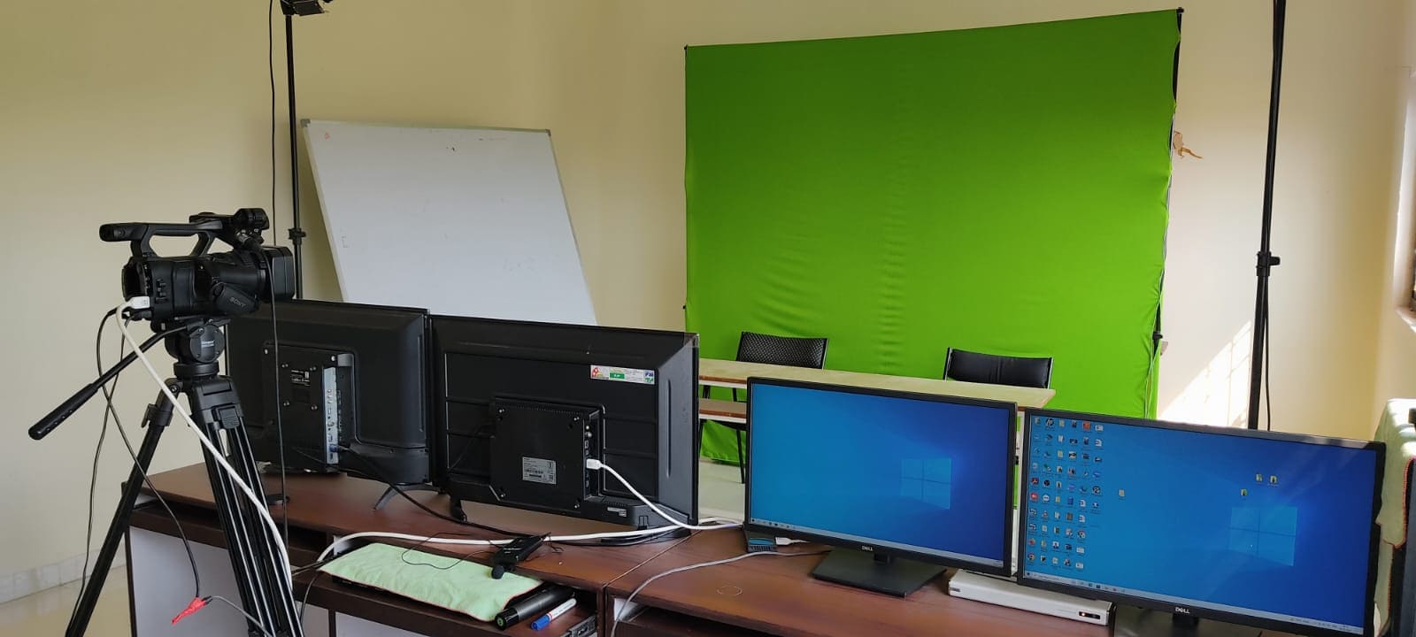 IPS Academy Sanwer College Images photo 29